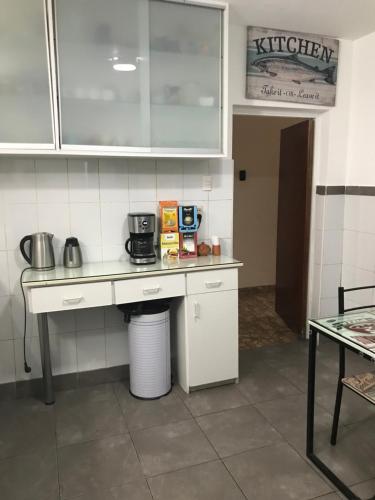 Η κουζίνα ή μικρή κουζίνα στο Uli´s house