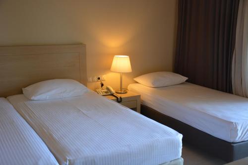 Gallery image of Porto Plaza Hotel in Agios Ioannis Kaspaka