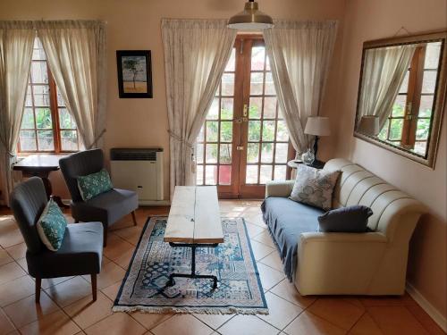 Ruang duduk di Irene B&B