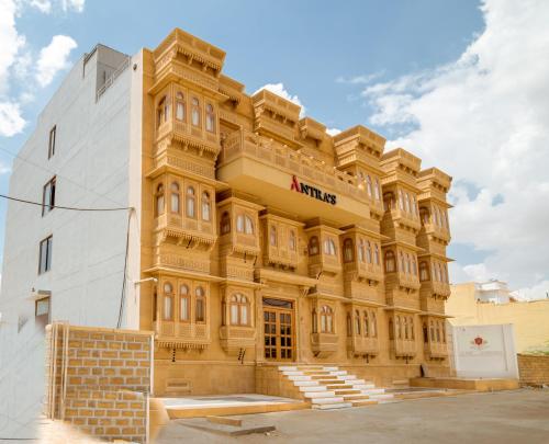 El edificio en el que está el hotel