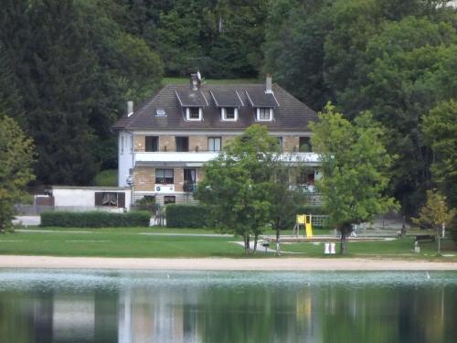 Hotel Restaurant La Chaumiere du Lac