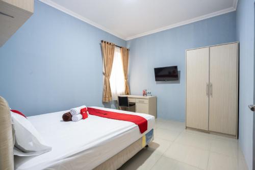 Gallery image of RedDoorz Plus near Siloam Karawaci in Tangerang