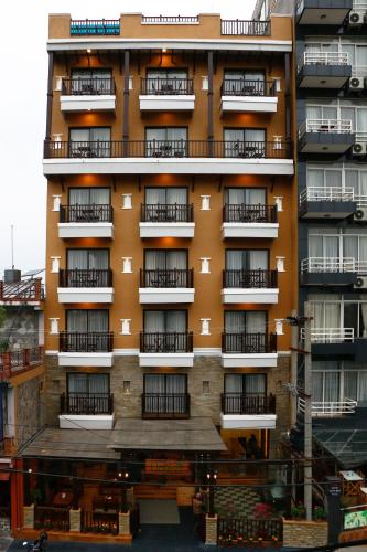 Budova, kde se hotel nachází