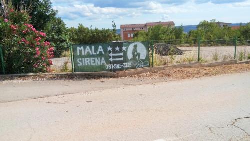 Gambar di galeri bagi Apartmani Mala Sirena di Maslenica