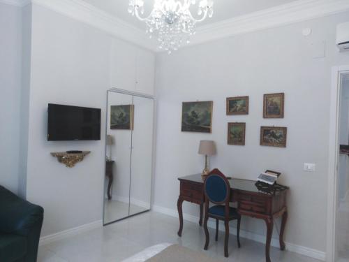 Centro storico Maschio Angioino House