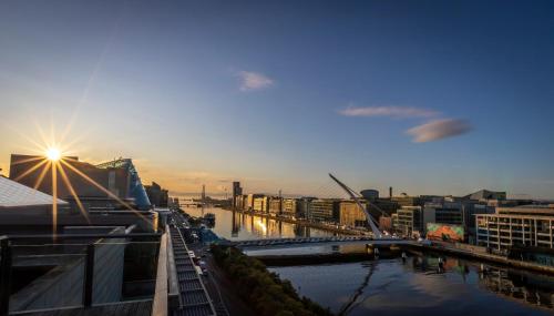 Nespecifikovaný výhled na destinaci Dublin nebo výhled na město při pohledu z hotelu