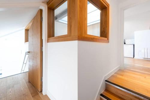 Bright and Big Apartment (BRC) – Photos 3