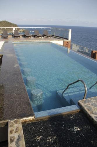 Bazén v ubytování Pacific King Hotel nebo v jeho okolí