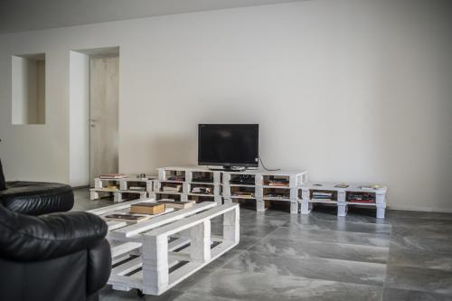 Televisyen dan/atau pusat hiburan di Relais Officina del Tempo