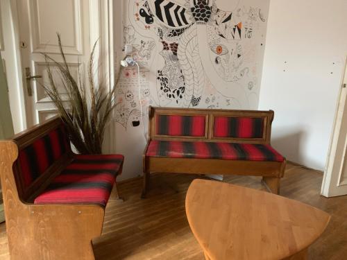 Un lugar para sentarse en Black Dog Hostel