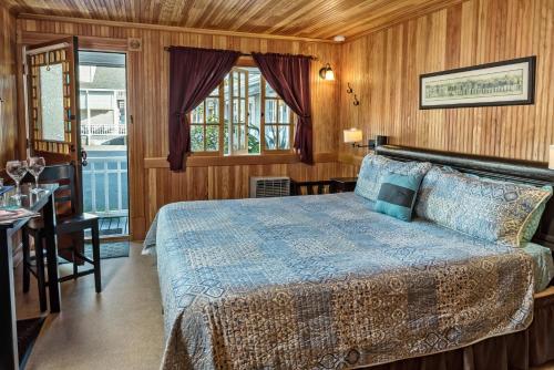 Katil atau katil-katil dalam bilik di Whistling Winds Motel