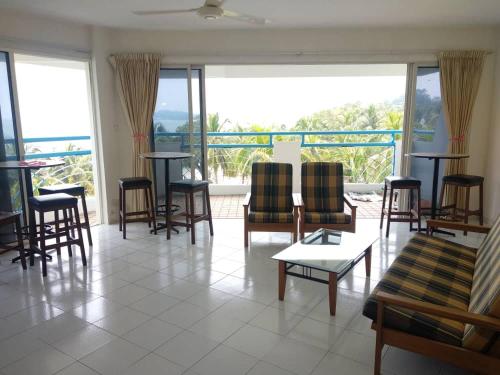 Χώρος καθιστικού στο Beachfront Unit at Seri Bulan , Pantai Teluk Kemang