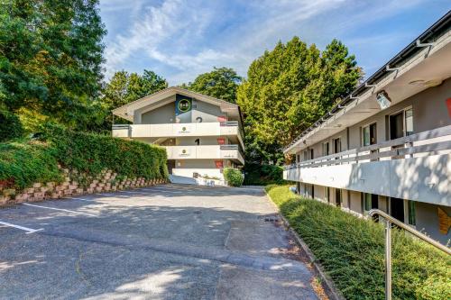 B&B Hôtel LOUVECIENNES