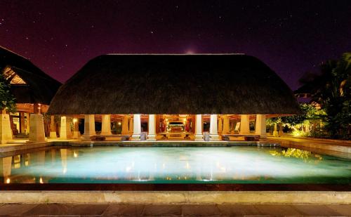 Bazén v ubytování Sun Spa Resort & Villa nebo v jeho okolí
