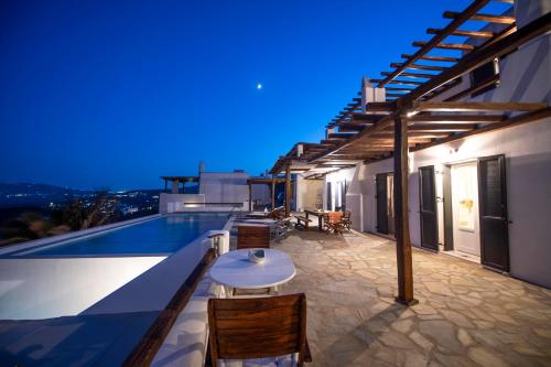Πισίνα στο ή κοντά στο Siourdas Mykonos Villas