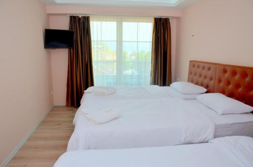 Gallery image of HOTEL IMPERIAL STRUGA in Struga