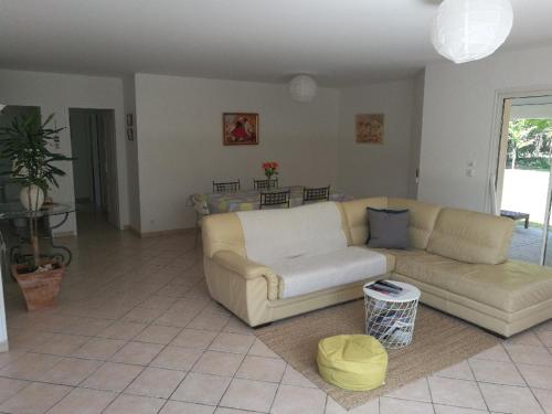 Photo de la galerie de l'établissement Maison de Vacances Lacanau proche lac, à Lacanau