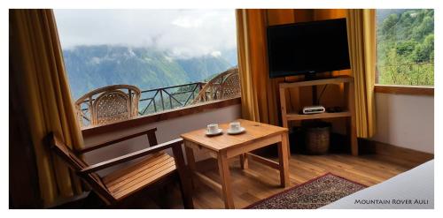 Galeriebild der Unterkunft Mountain Rover Auli Resort in Jyotirmath