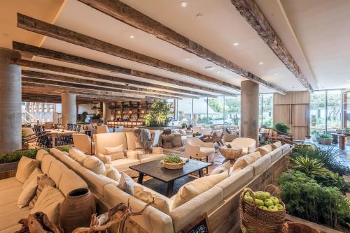 1 Hotel West Hollywoodにあるシーティングエリア