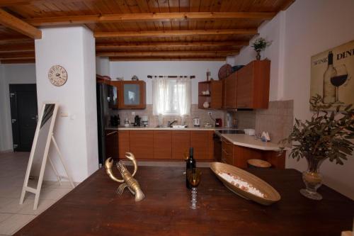 Η κουζίνα ή μικρή κουζίνα στο Siourdas Mykonos Villas