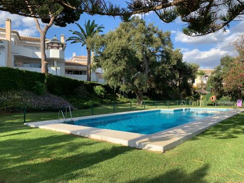 Luxury Apartm Brand newSwimming PoolGolf Beach photo 5