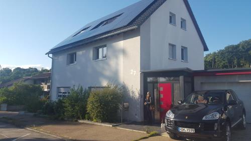 Gallery image of VOLL ausgestattete DG- Wohnung in HDH ruhige zentrale Lage in Heidenheim an der Brenz