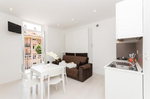 Dapur atau dapur kecil di Residence Finale Bike and Beach