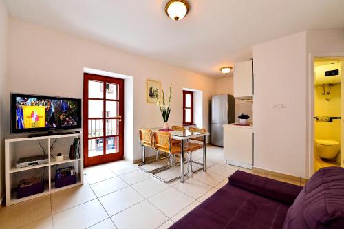 Gallery image of Sunny Bobica Apartments in Vodice