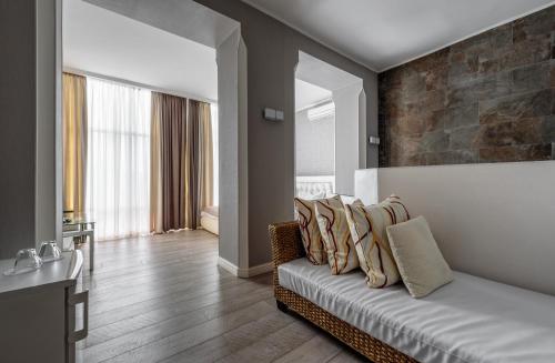 Гостиная зона в Pallada Hotel