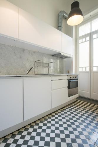 Baixa24 · City Center Private Sun Deck Apartment