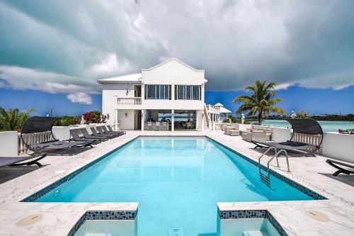 Neptune Villas photo 3