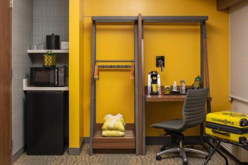 Staypineapple, Hotel Z, Gaslamp San Diego Image