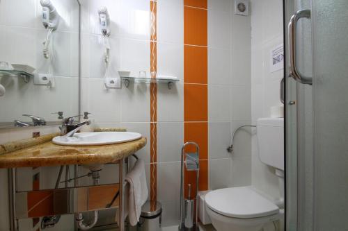 Gallery image of Hotel Aruba in Budva
