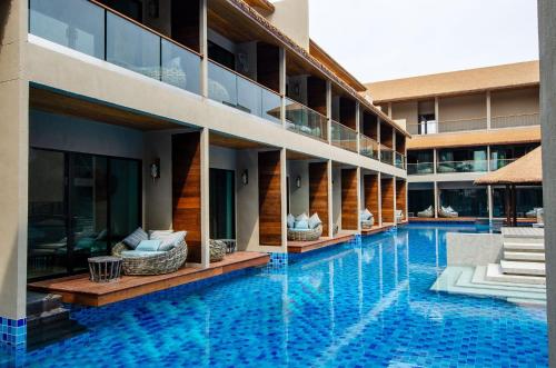 สระว่ายน้ำที่อยู่ใกล้ ๆ หรือใน Ananya Lipe Resort