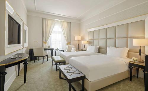 Postel nebo postele na pokoji v ubytování Párisi Udvar Hotel Budapest, part of Hyatt