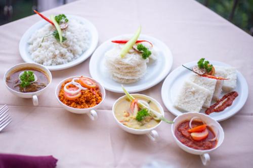 Φαγητό σε αυτό το ξενοδοχείο ή κάπου εκεί κοντά