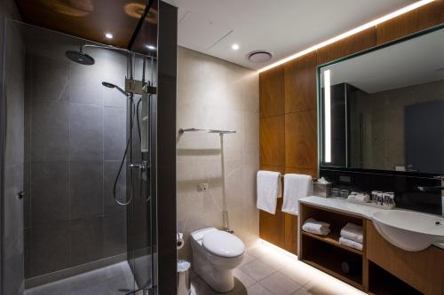 Koupelna v ubytování Mercure Sydney Liverpool