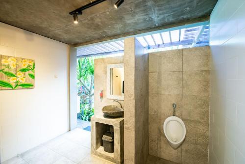 Kylpyhuone majoituspaikassa Ubud Tropical