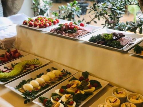 Jídlo v hotelu nebo okolí