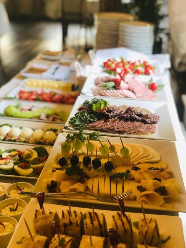 Jídlo v hotelu nebo okolí