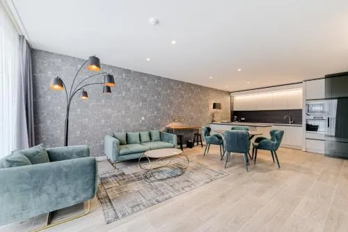 Aparthotel Acropolis picture