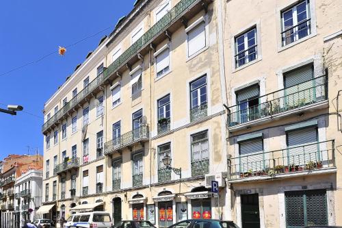 Localtraveling ALFAMA River View - Family Apartments