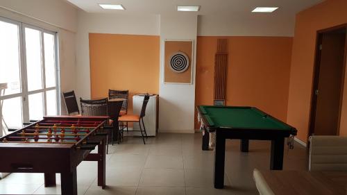 Biliár nebo kulečník v ubytování Spot Residence São Carlos 700m da USP