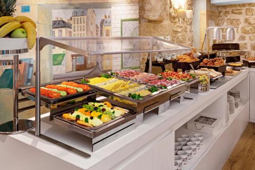 Mad på hotellet eller i nærheden