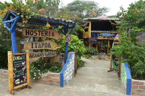 Gallery image of Hosteria Cabanas Itapoa in Puerto López