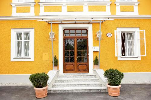 Holiday Apartments by Das Grüne Hotel zur Post - 100 % BIO & Villa Ceconi