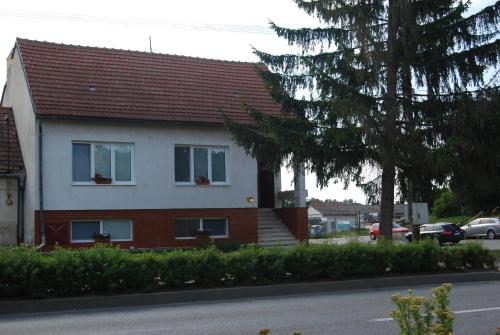 Фотография из галереи Penzion Na Rozcestí в городе Svatobořice