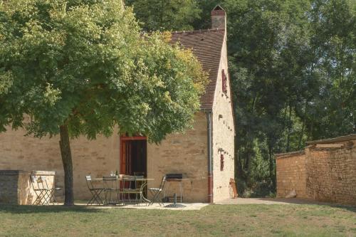 Κήπος έξω από το Maison de Blanche