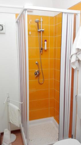 Ένα μπάνιο στο affitta camere San Procopio