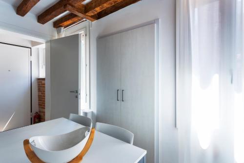 Hostmate - Venezia - Salizada photo 8